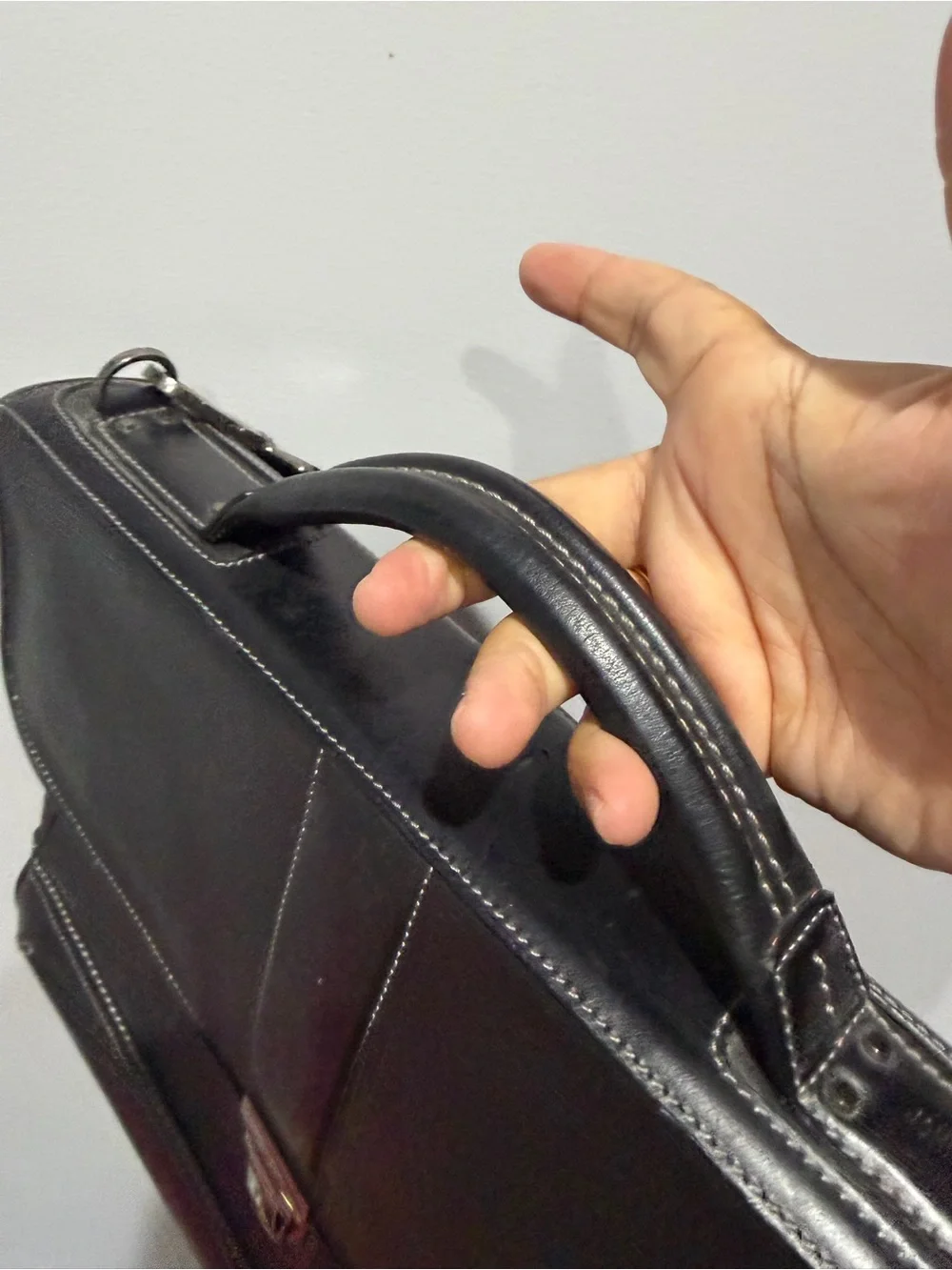 Johnston & Murphy Leather Flapover Briefcase Black Laptop Messenger Bag Shoulder